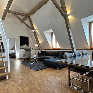 https://ruhe-oase-fur-familie-freunde.getmunichhotels.com