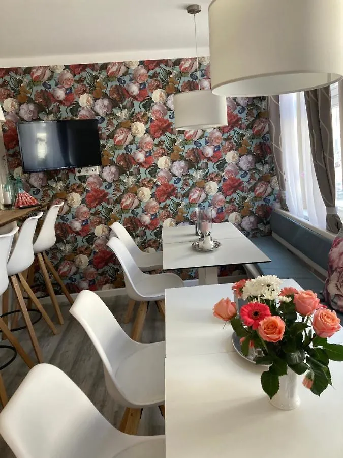 Guest house Hotel-Pension Adler Untertuerkheim Stuttgart
