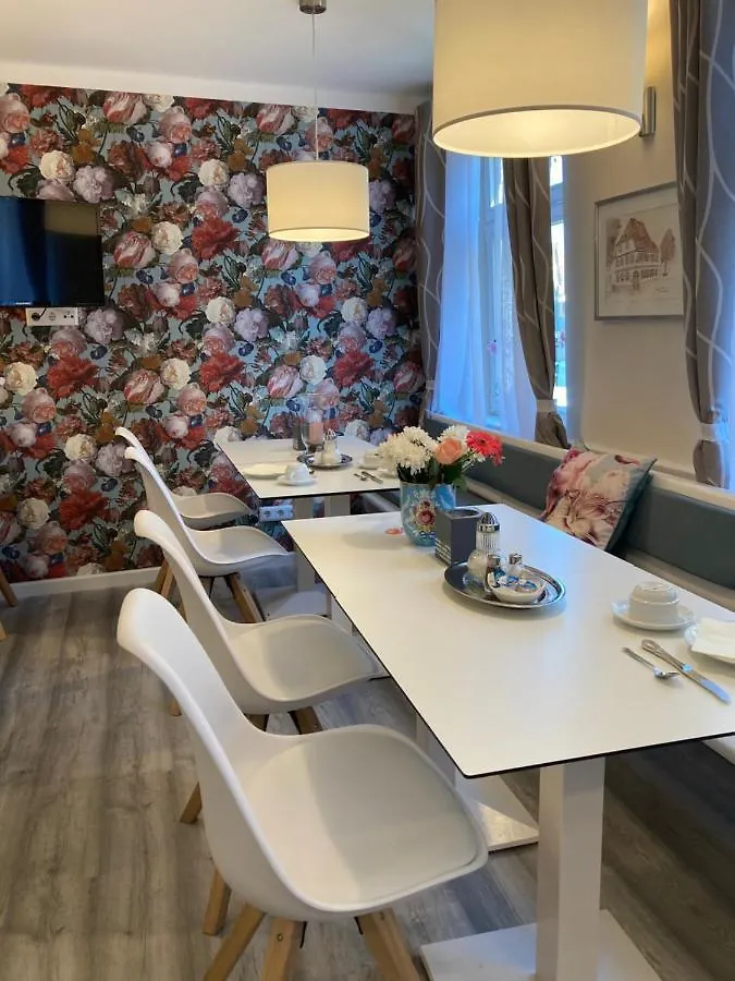 Guest house Hotel-Pension Adler Untertuerkheim Stuttgart