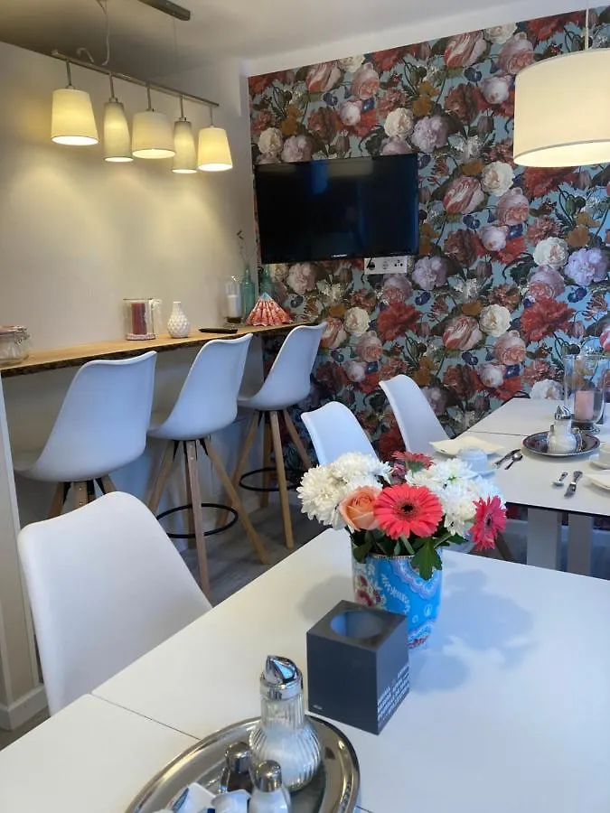 Hotel-Pension Adler Untertuerkheim Stuttgart 0*,